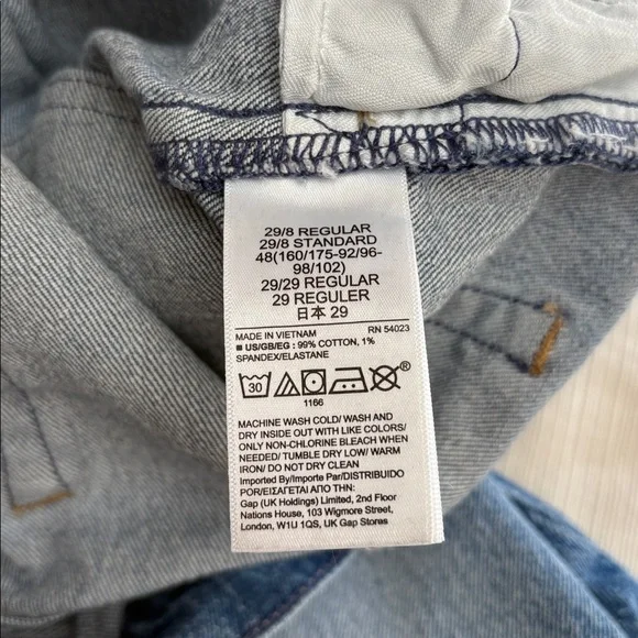 GAP Cheeky Straight High Rise Size 29/8R medium blue jeans - Picture 13 of 14